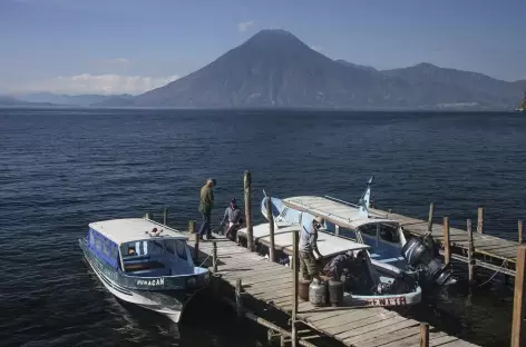 Départ pour notre randonnée sur les bords du lac Atitlan - Guatemala