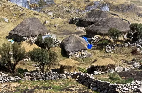 Hameau indien typique dans la Cordillère Huayhuash - Pérou