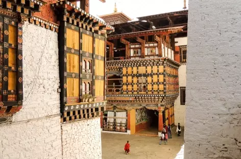 Les cours du Dzong de Paro - Bhoutan