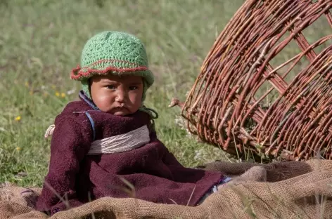 Portrait d'unBébé aux champs - Ladakh - Inde