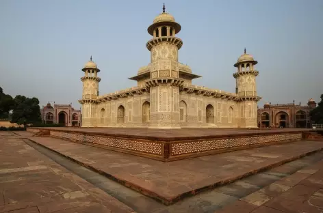 Agra : Le mausolée Itimad-Ud-Daulah - 