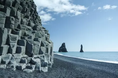 Vík, et sa plage de sable noire - Islande
