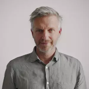 Yves de Senarclens,  chez TIRAWA