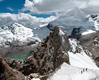 Ascensions Urus (5495 m) et Ishinca (5530 m)