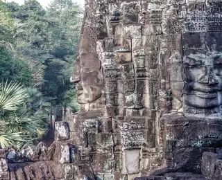 D'Angkor à Phnom Penh