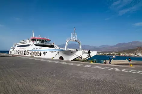 Ferry à Porto Novo, Santo Antão - Cap-Vert