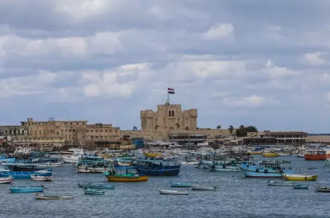 Port d’Alexandrie avec la citadelle Quait Bay