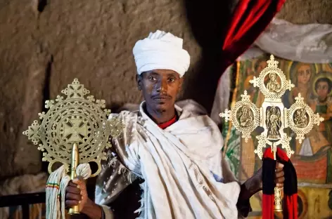 Prêtre à Lalibela - Ethiopie