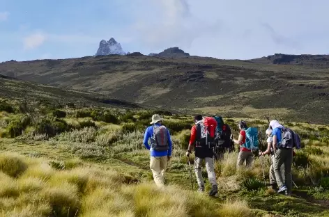 Trek en direction de Shipton's Camp, Mont Kenya - Kenya