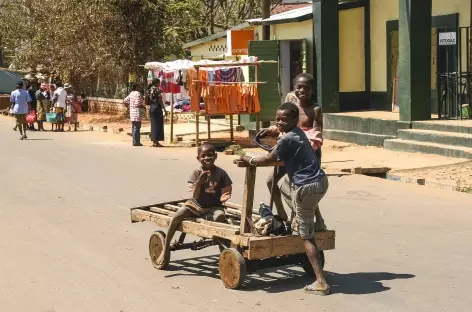 Sur la route vers Ambalavao - Madagascar