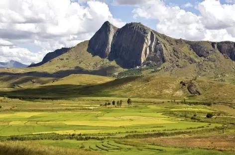 Trek dans la région de la montagne Somaina, pays betsileo - Madagascar