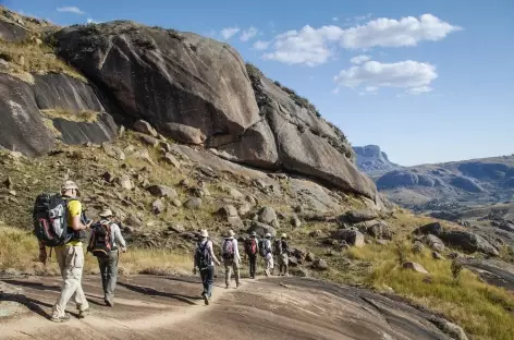 Trek dans la région de la montagne Somaina, pays betsileo - Madagascar