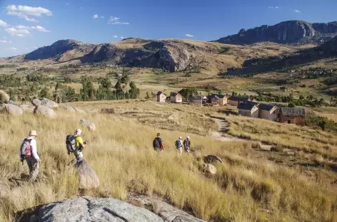 Trek dans la région de la montagne Somaina, pays betsileo - Madagascar