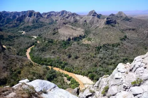 Trek sauvage dans le nord du massif du Makay - Madagascar