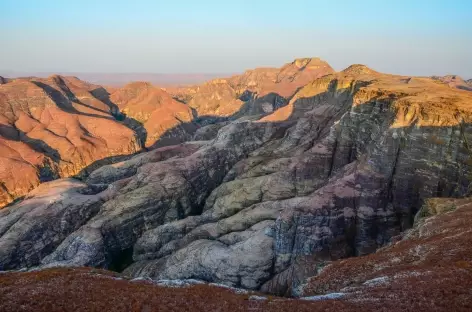 Trek sauvage dans le nord du massif du Makay - Madagascar