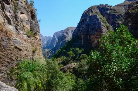 Trek sauvage dans le nord du massif du Makay - Madagascar