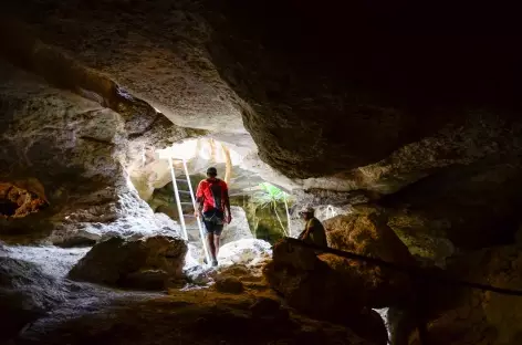 Grottes dans le massif des Tsingy de Bemaraha - Madagascar