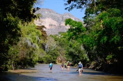 Trek sauvage dans le nord du massif du Makay - Madagascar 