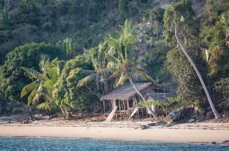 Plage sauvage, Côte des Iles Vierges - Madagascar