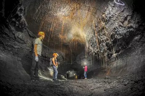 Tunnels de lave dans le Sud Sauvage - La Réunion - 