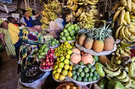 Marché animé de Kimironko, Kigali - Rwanda - 