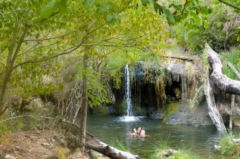 Source d'eau chaude dans le Parc national de Nyerere - Tanzanie