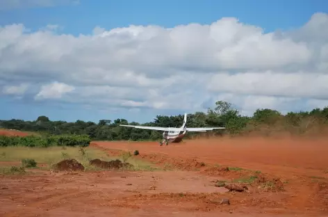 Piste d'atterrissage dans le Parc national de Ruaha - Tanzanie