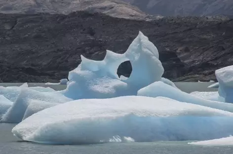Icebergs sur le lac Argentino - Argentine - 