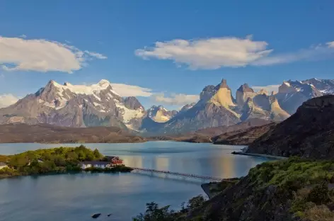 Torres del Paine, l'hosteria et le lac Pehoe - Chili