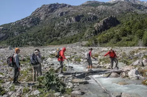 Marche vers le lac Leones - Chili