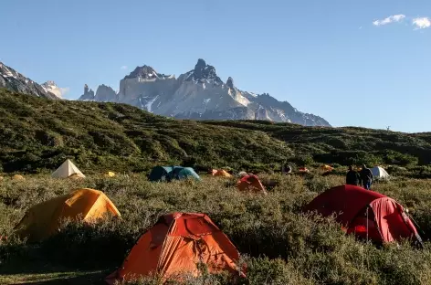 Torres del Paine, notre camp au lac Pehoe - Chili