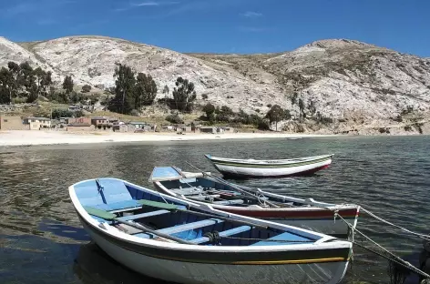 Au ras de l'eau sur l'île du Soleil - Bolivie