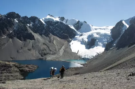 Cordillère Royale, la laguna Wara Warani - Bolivie