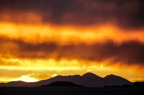 Coucher de soleil sur le salar d'Uyuni - Bolivie