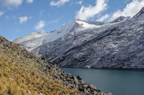 La lagune Chatamarca et le Choquetanga - Bolivie