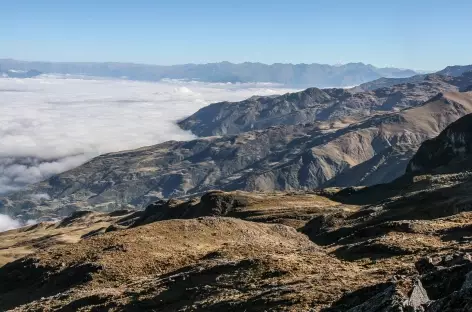 Montée au-dessus de la lagune Chilata - Bolivie