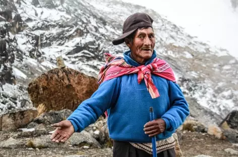 Rencontre avec un mineur au pied du col Bengala - Bolivie