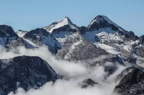 Les brumes montent des Yungas - Bolivie