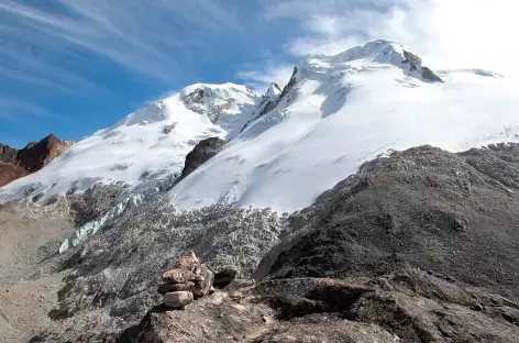 Vue sur lde beaux sommets depuis le mirador du col calzada  - Bolivie