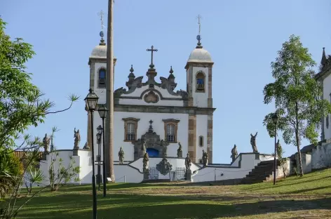 Congonhas, basilique de Bom Jesus de Matosinhos avec les statues des 12 prophètes - Brésil
