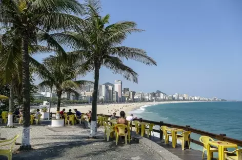 Rio, kiosque au bord de la plage d'Ipanema - Brésil