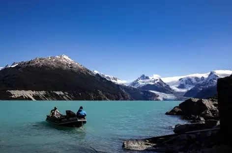 Lago Leones