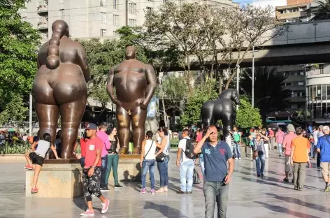 Medellin, la place sculptures - Colombie