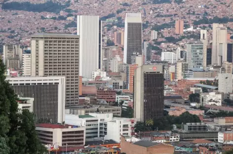 Vue sur le centre de Medellin depuis le Cerro Nutibara - Colombie - 