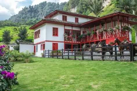 Façade de l'hacienda Termales la Quinta - 