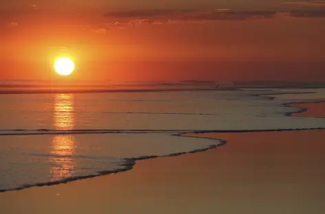 Coucher de soleil sur une plage du Pacifique - Costa Rica