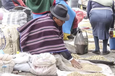 Ambiance sur un marché - Equateur