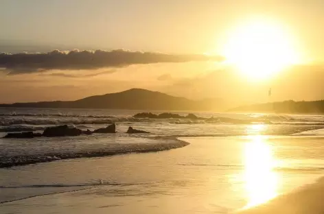 Coucher de soleil sur les plages d'Isabela - Equateur