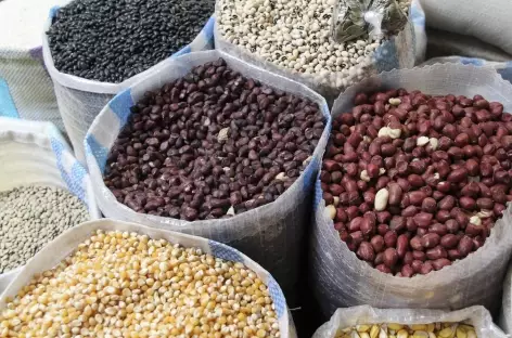 Sur le marché d'Otavalo - Equateur