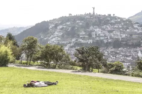 Quito,  le Panecillo depuis le parc Itchimbia - Equateur